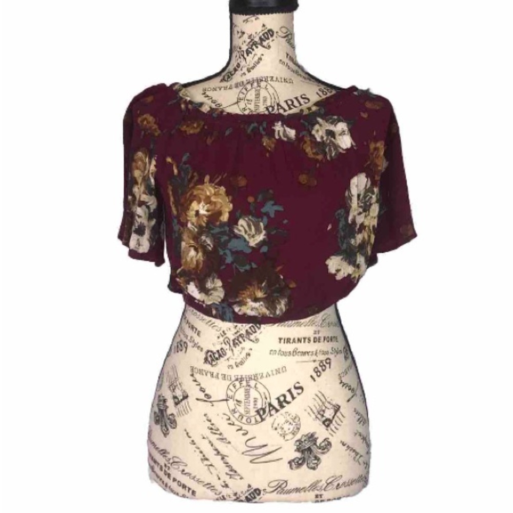 ILLA ILLA Women’s Floral Burgundy Crop Top Blouse Size Medium